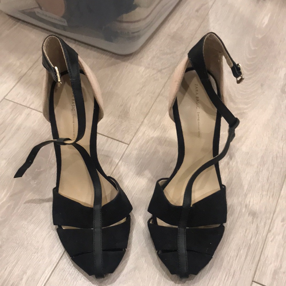 Zara black and cream heels
